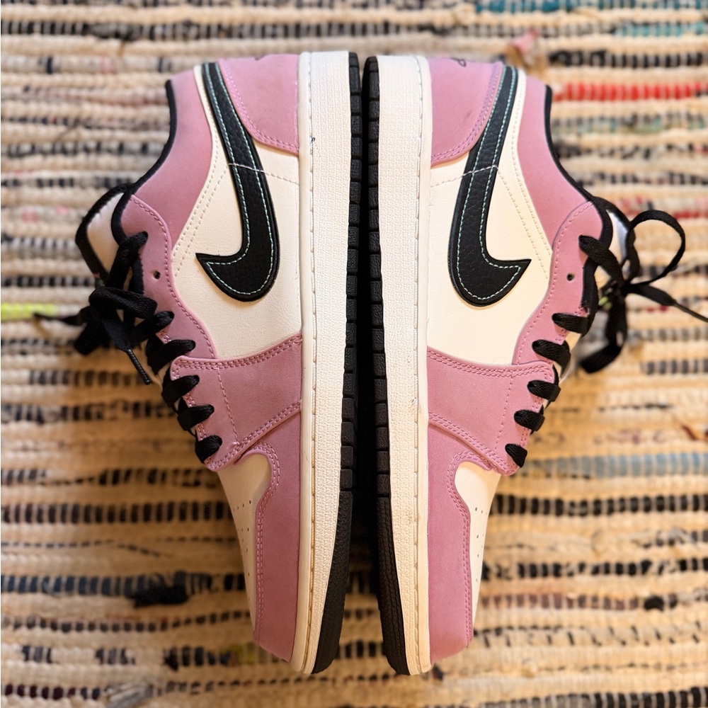Nike Men’s Air Jordan 1 Low size 10.5 - Picture 5 of 5